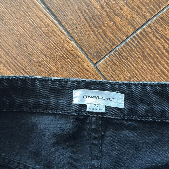 O’NEILL black denim cut off shorts 27 - Picture 3 of 6